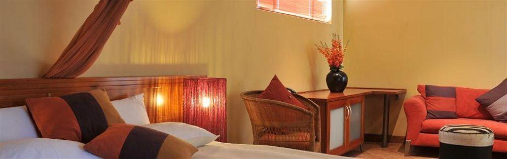 Villa Verdi Guesthouse Windhoek Ngoại thất bức ảnh