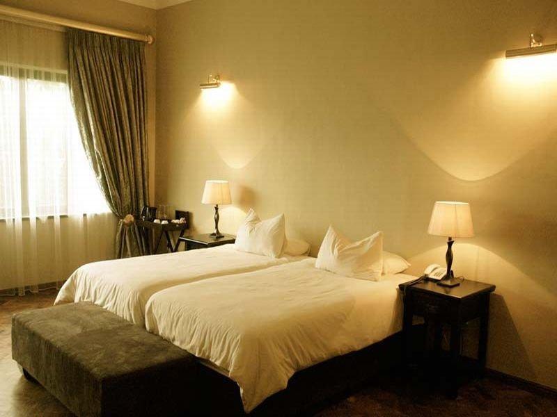 Villa Verdi Guesthouse Windhoek Ngoại thất bức ảnh